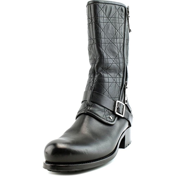 CHRISTIAN DIOR
Black Cannage Quilted Leather Boots Size 37 - Picture 3 of 7